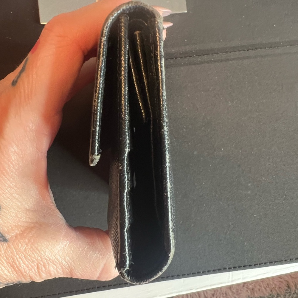 Prada Black Wallet - Picture 2 of 6
